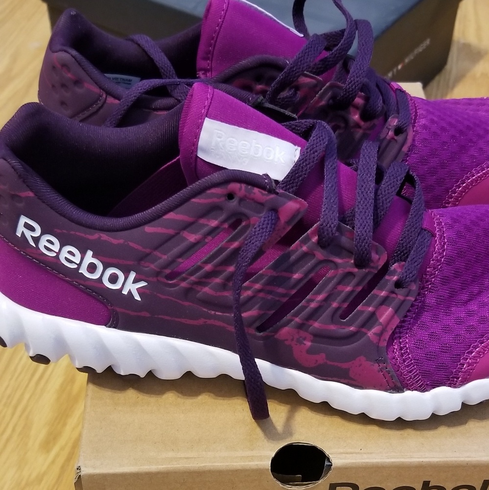 Reebok Running Shoes Size 7